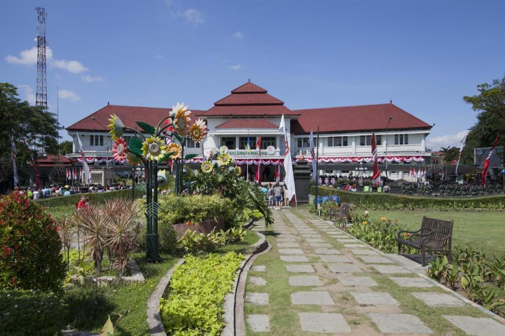 Noura Guest House Syariah Malang Dış mekan fotoğraf